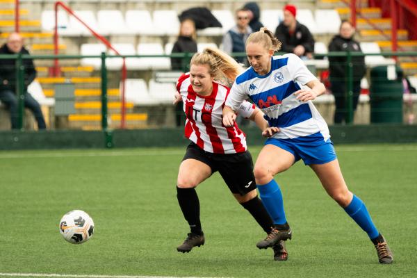 Football at Springfield. Zenith Cup final: Rozel (blue) V Wanderers (red) (Women). L>R Libby Barnett and No 9                                       Picture: ROB CURRIE