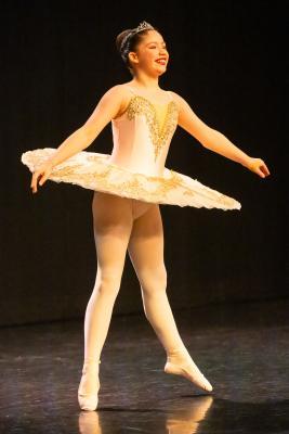 Les Quennevais school. Jersey Eisteddfod dance section. Class 409 The Annette Perkins Trophy, solo ballet 9 to 10 years old. Matilda De Gouveia                        Picture: ROB CURRIE