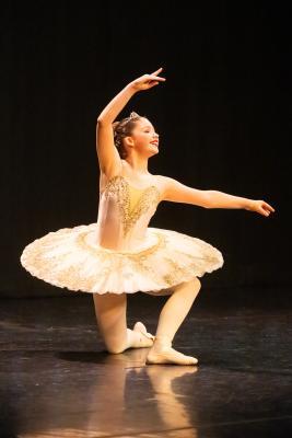 Les Quennevais school. Jersey Eisteddfod dance section. Class 409 The Annette Perkins Trophy, solo ballet 9 to 10 years old. Matilda De Gouveia                        Picture: ROB CURRIE