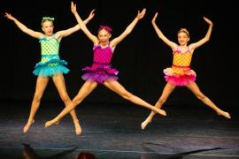 Les Quennevais school. Jersey Eisteddfod dance section. Class 431A The Geraldine Des Forges Award, Trio/Quartet 12 years and under. NAMES NOT IN ORDER. Maggie Harris, Ariella Davimes & Molly Vibert who came first and were awarded a gold certificate                         Picture: ROB CURRIE