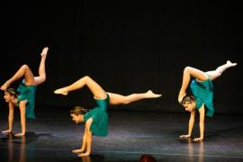 Les Quennevais school. Jersey Eisteddfod dance section. Class 431A The Geraldine Des Forges Award, Trio/Quartet 12 years and under. NAMES NOT IN ORDER. Hazel Polglase, Emily McGuire & Alicia Huet, dancing to Zero to Hero, who came second and were awarded a gold certificate                         Picture: ROB CURRIE