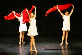 Les Quennevais school. Jersey Eisteddfod dance section. Class 431A The Geraldine Des Forges Award, Trio/Quartet 12 years and under. NAMES NOT IN ORDER. Lilly Osmand, Alexis Keith, Asara Bakewell & Matilda De Gouveia dancing to Little Red Riding Hood                        Picture: ROB CURRIE