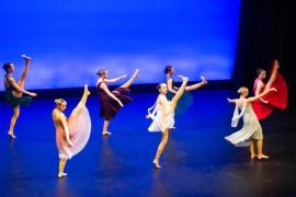 Arts Centre. Jersey Eisteddfod, English, Speech and Drama.  Class 728 B, The Lucy Riseborough prize, Group Dance/Drama 17 years and under. Year 12 Dance Beaulieu        Picture: ROB CURRIE