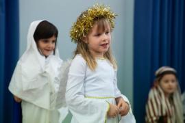 Beaulieu KS1 nativity called a Christmas Service. NO NAMES. Angel Gabriel                            Picture: ROB CURRIE