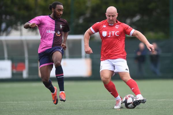 Corinthians 7 Kiyo Brown and Fraser Barlow Football Jersey Bulls v Corinthian Casuals Picture: DAVID FERGUSON