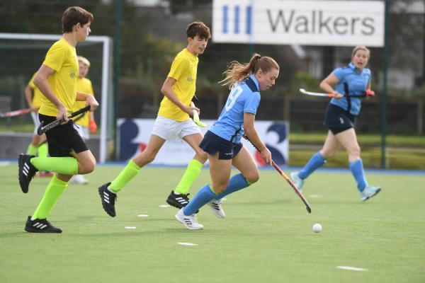 Harley Cadoret on the charge Hockey Jersey Ladies HC v Caesarean Dragons Picture: DAVID FERGUSON