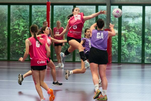 Netball at Les Ormes. Purple Panthers V Cubs (pink bibs). L>R Summer Watkins tries to block Katie Aves                  Picture: ROB CURRIE
