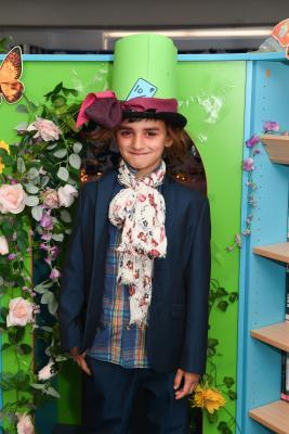 Madhatter Max Nelson World Book Day with Year 4 at D'Auvergne School with teachers Miss bolton and Mr Worthington Picture: DAVID FERGUSON