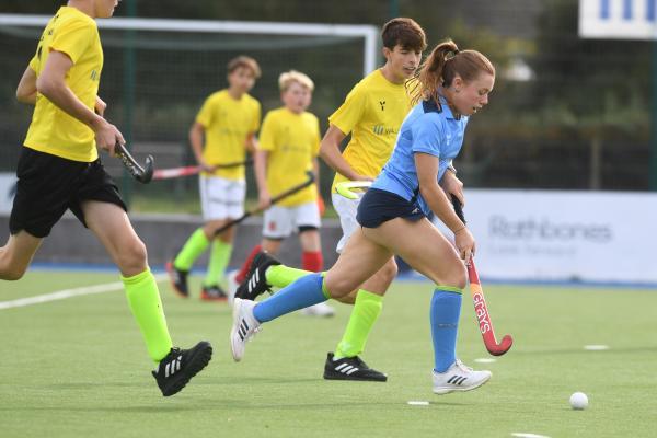 Harley Cadoret on the charge Hockey Jersey Ladies HC v Caesarean Dragons Picture: DAVID FERGUSON