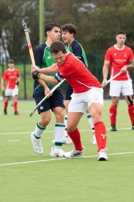 Hockey Jersey Men v Sunburry & Walton Tom Millar Picture: JON GUEGAN