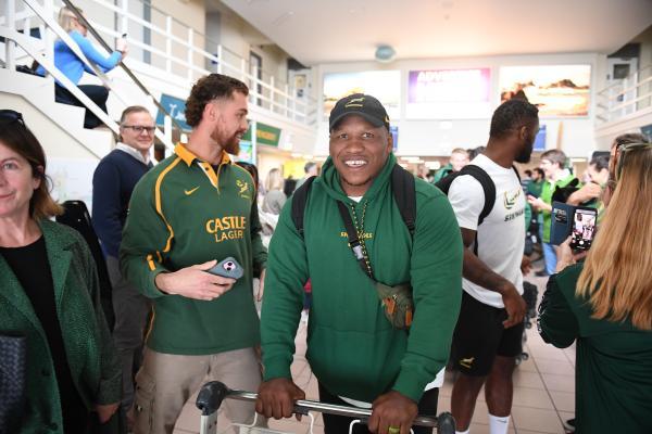 Bongi Mbonambi The Springboks arrive in Jersey Picture: DAVID FERGUSON