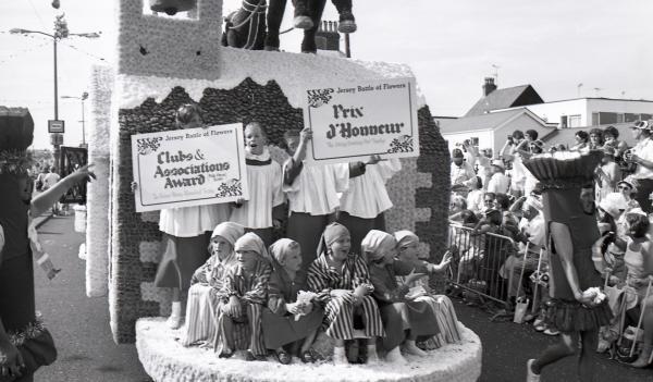 TEMPS BOF 1987 Battle of Flowers Picture: JON GUEGAN