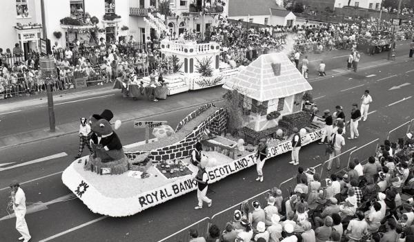 TEMPS BOF 1987 Battle of Flowers Picture: JON GUEGAN